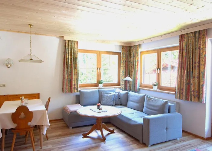 Kirschbaum 3 Ehrwald